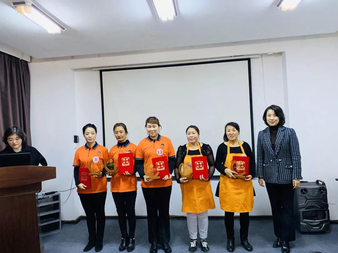 1_compressed.jpg 1_compressed.jpg